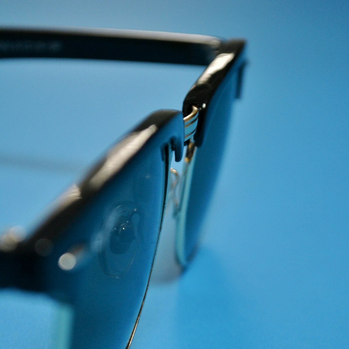 Aura smart audio glasses close-up