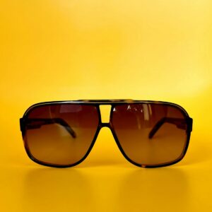 Halden aviator sunglasses on yellow